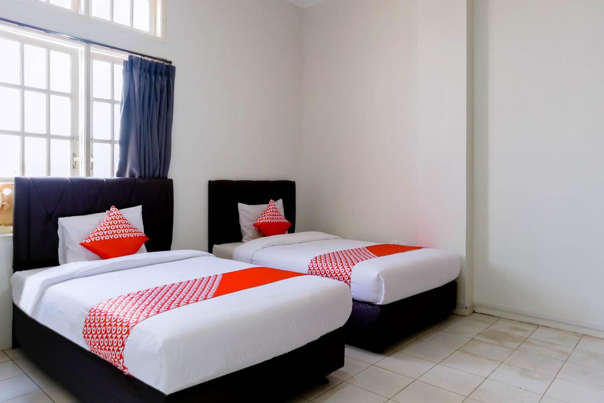 Oyo 1111 Pasar Baru Inn Jakarta Extérieur photo