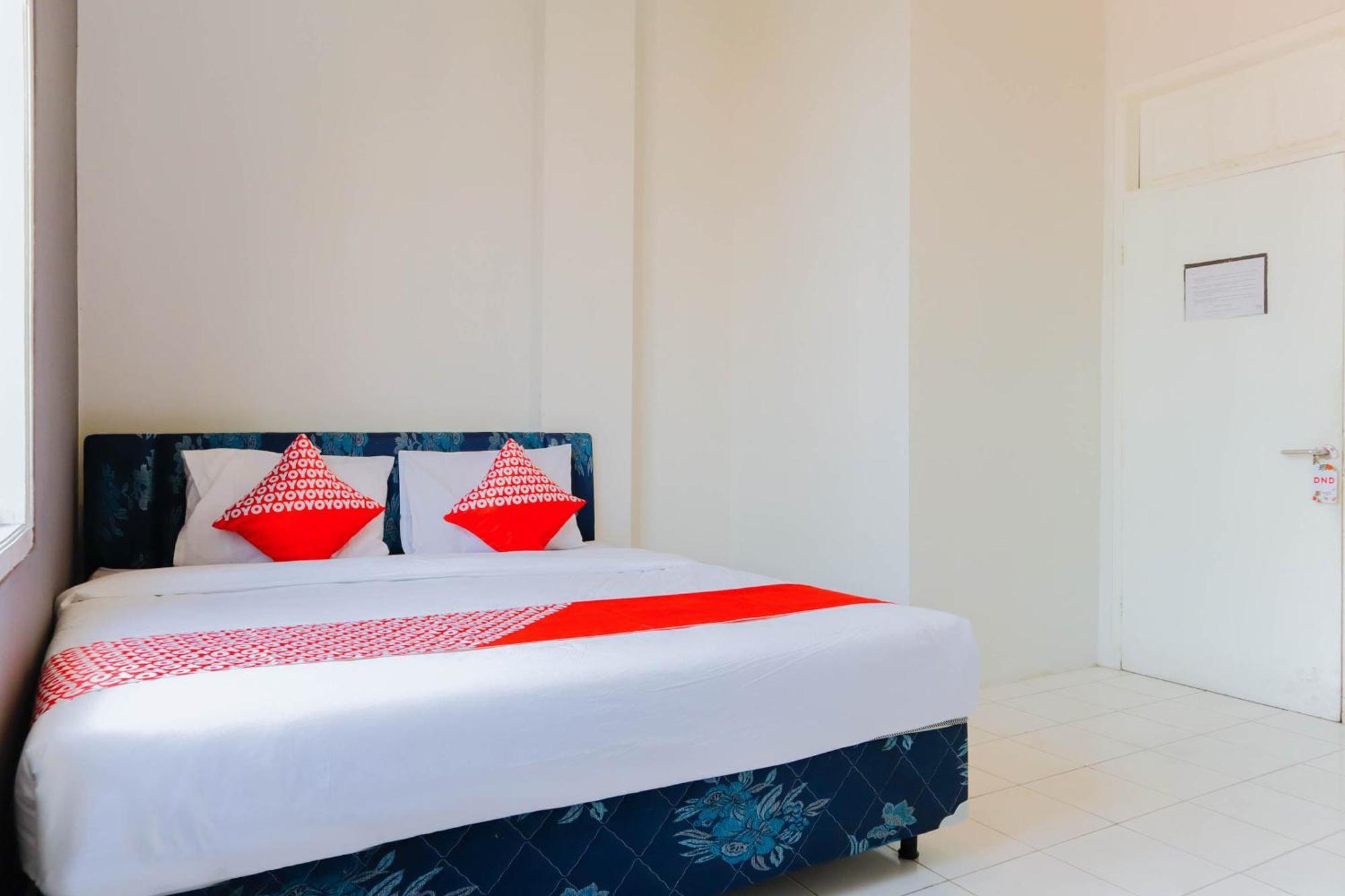 Oyo 1111 Pasar Baru Inn Jakarta Extérieur photo