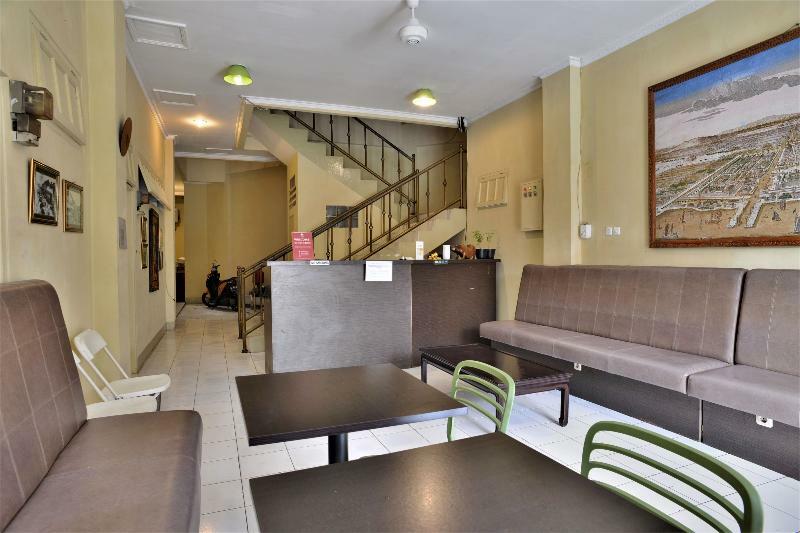 Oyo 1111 Pasar Baru Inn Jakarta Extérieur photo
