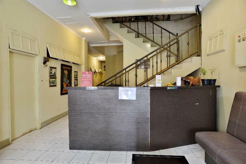 Oyo 1111 Pasar Baru Inn Jakarta Extérieur photo