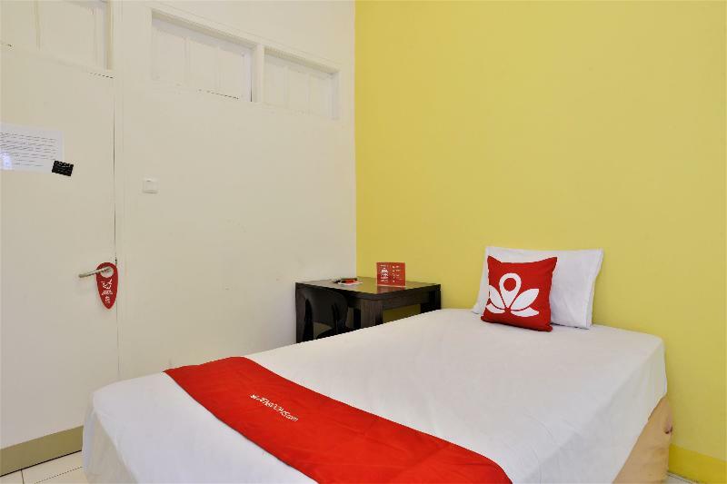 Oyo 1111 Pasar Baru Inn Jakarta Extérieur photo